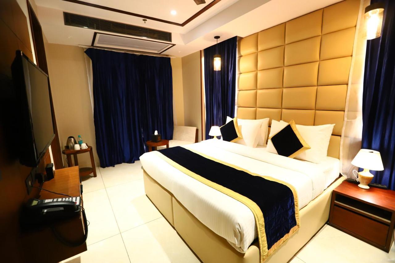 Sanca International Hotel In Patel Nagar Delhi Νέο Δελχί Εξωτερικό φωτογραφία